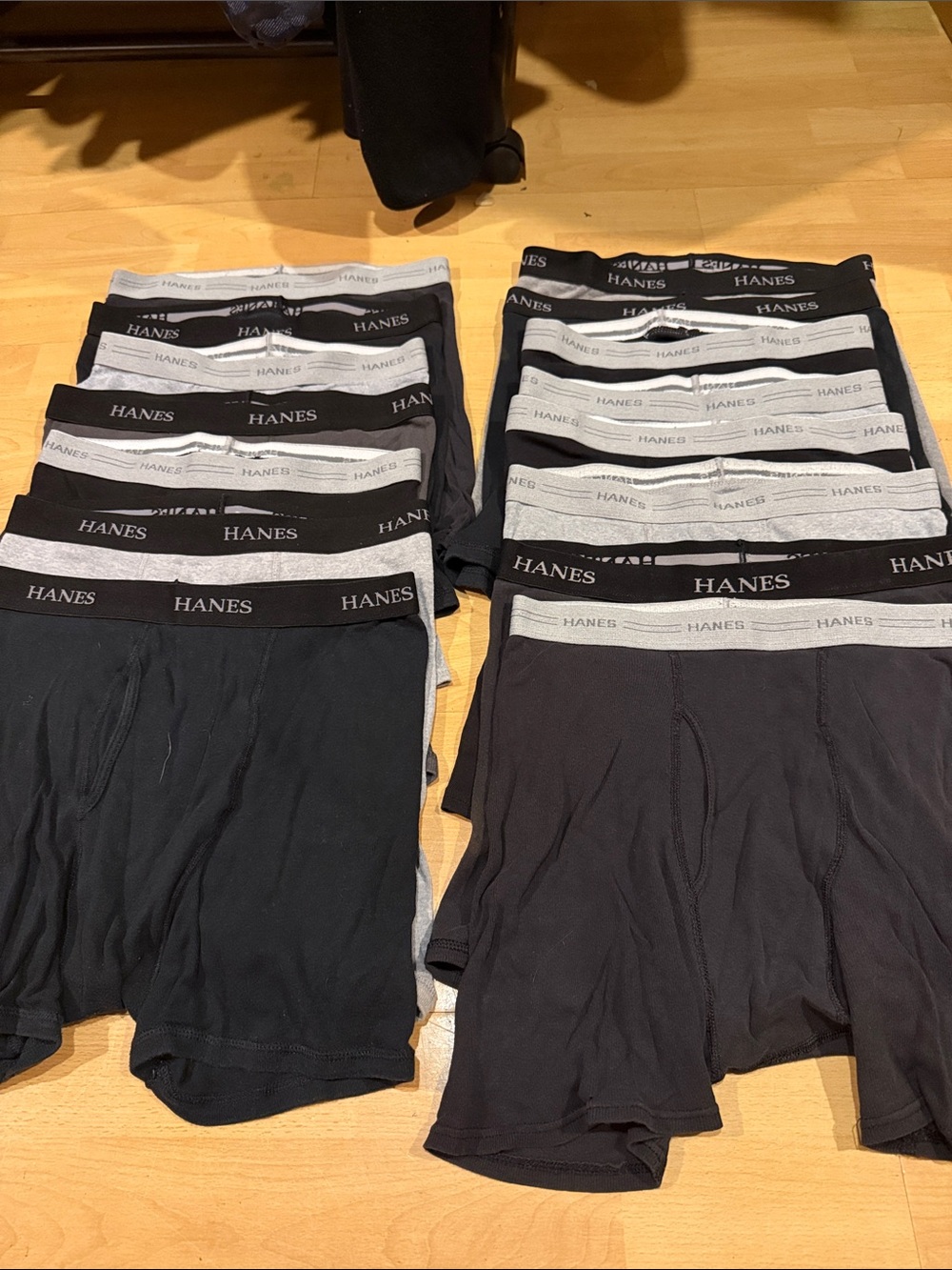 Hanes Men’s Black & Gray Boxer Briefs